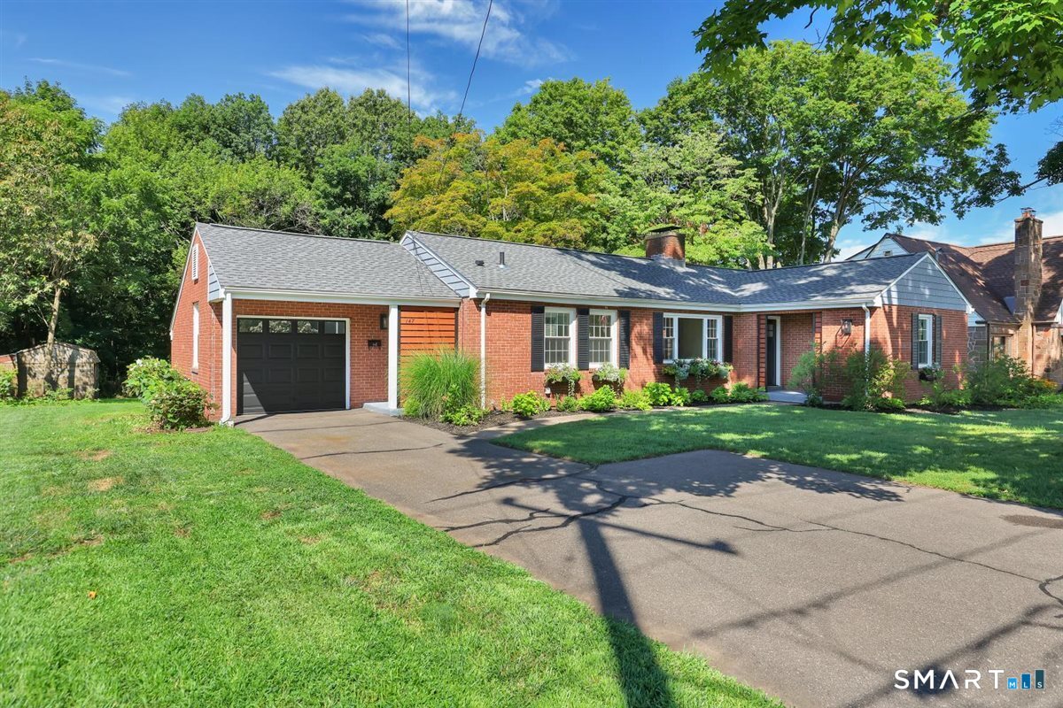 147 Ridge Road Middletown CT 06457