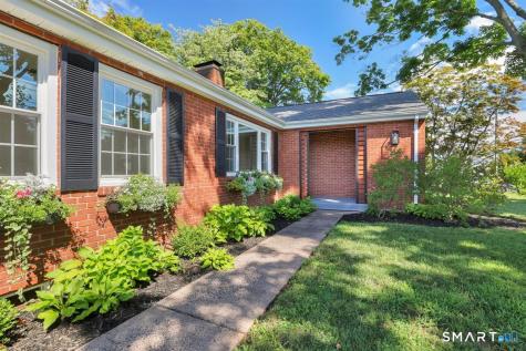 147 Ridge Road Middletown CT 06457