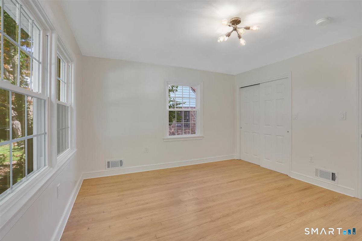 147 Ridge Road Middletown CT 06457