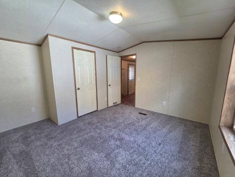 9 North Road East Windsor CT 06088