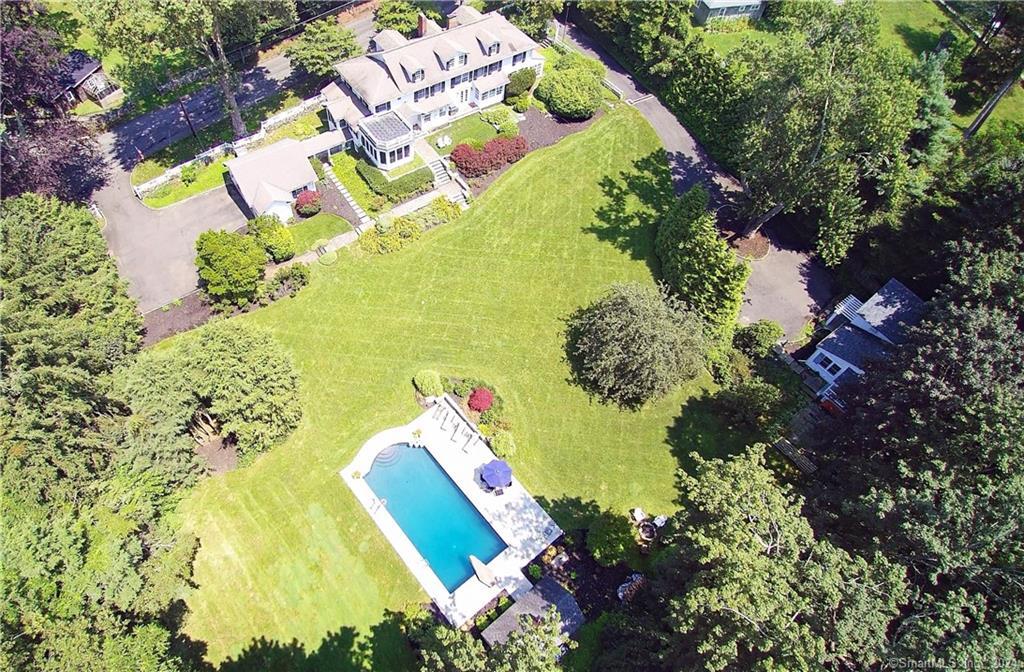 11 Shadow Lane Ridgefield CT 06877