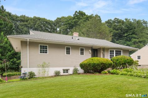 90 Meadowlawn Road Stratford CT 06614