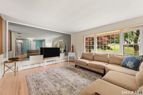 90 Meadowlawn Road Stratford CT 06614