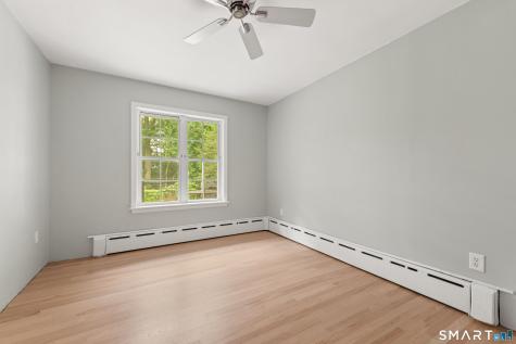 90 Meadowlawn Road Stratford CT 06614