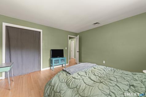 90 Meadowlawn Road Stratford CT 06614