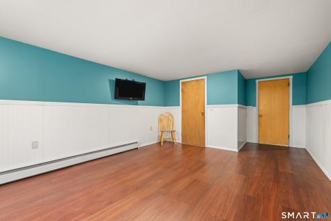 90 Meadowlawn Road Stratford CT 06614