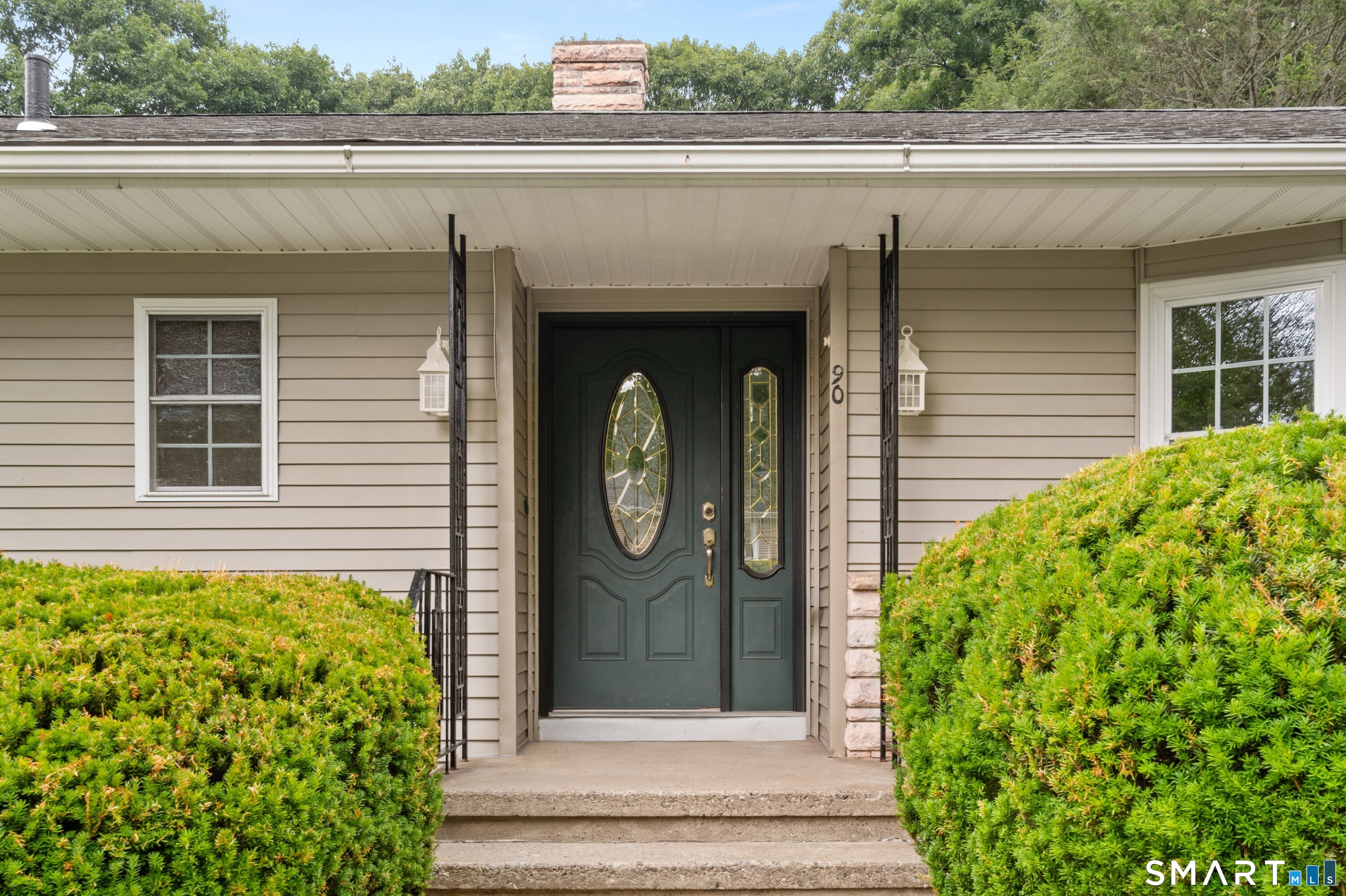 90 Meadowlawn Road Stratford CT 06614