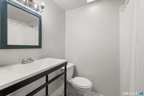 90 Meadowlawn Road Stratford CT 06614