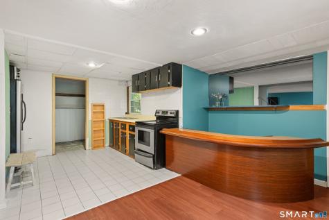 90 Meadowlawn Road Stratford CT 06614