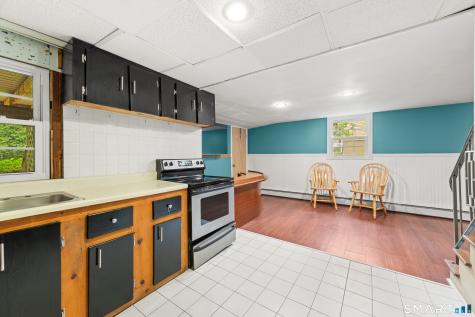90 Meadowlawn Road Stratford CT 06614