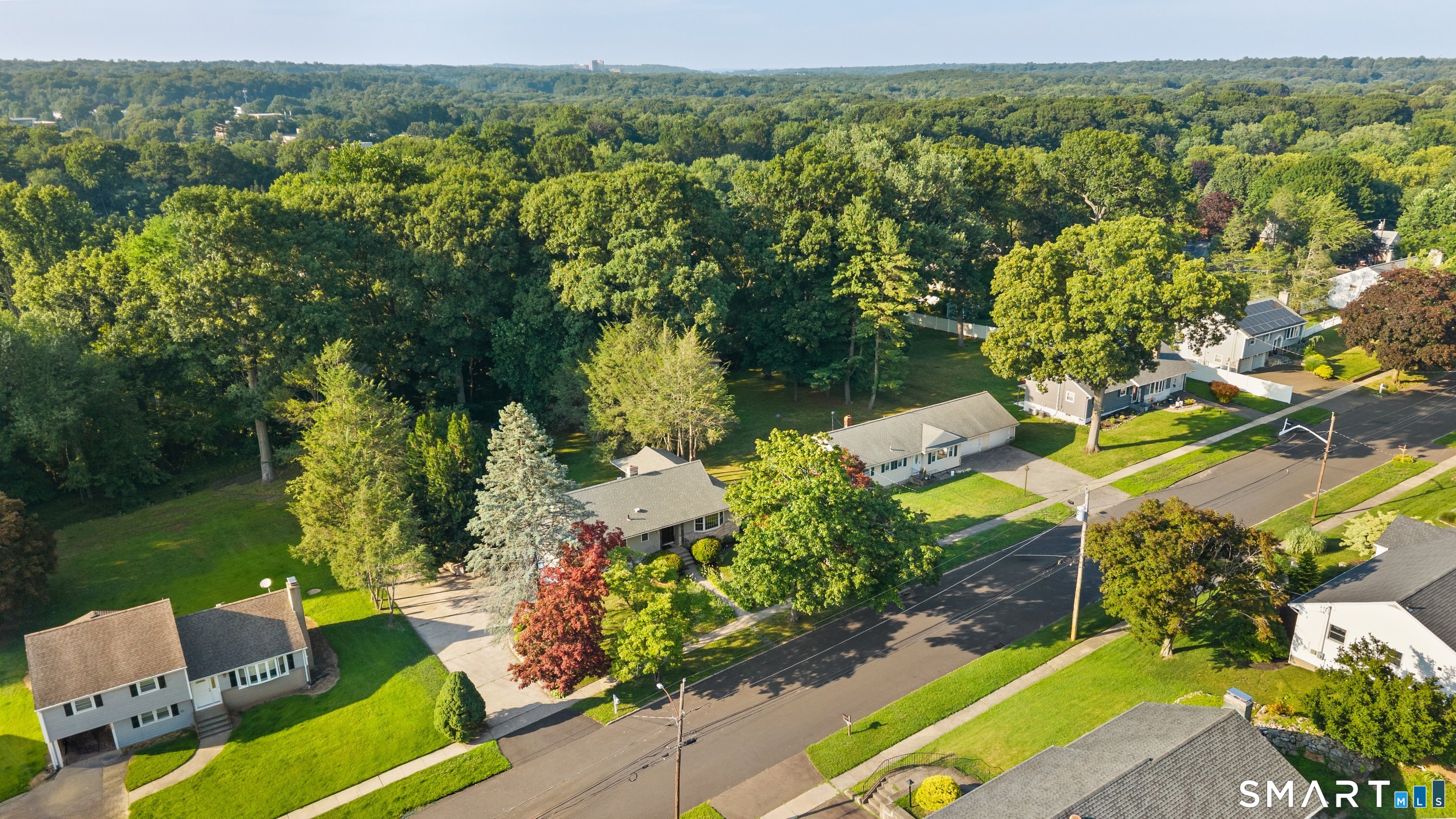 90 Meadowlawn Road Stratford CT 06614