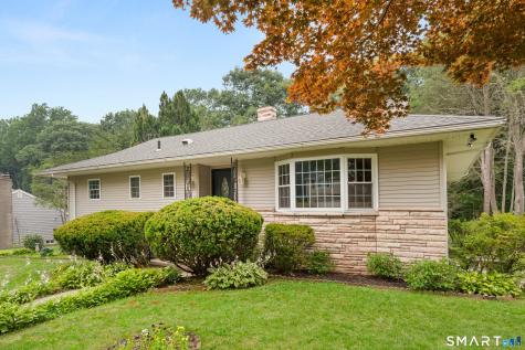 90 Meadowlawn Road Stratford CT 06614