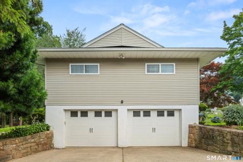 90 Meadowlawn Road Stratford CT 06614