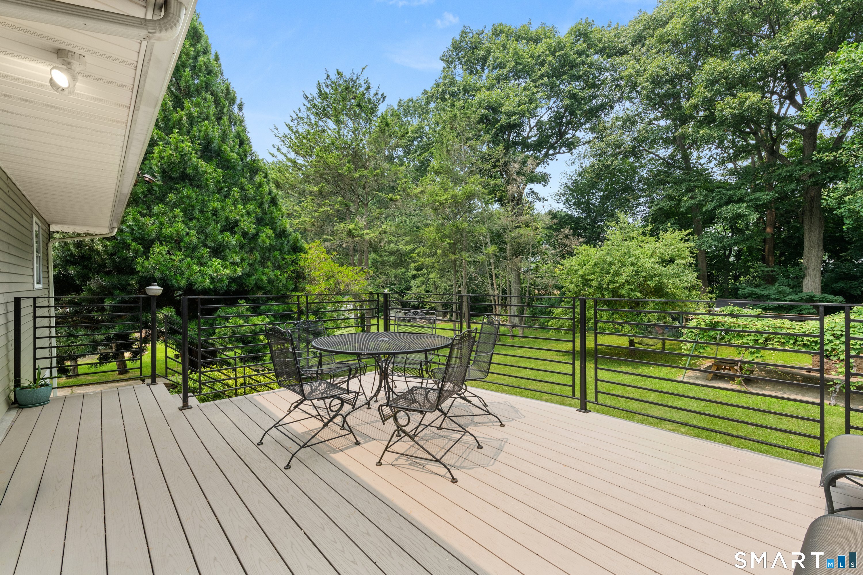 90 Meadowlawn Road Stratford CT 06614