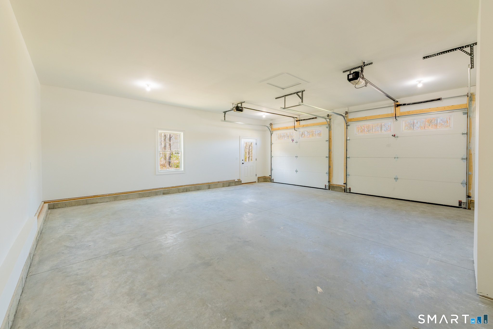 12 Stone House Drive Plainfield CT 06354