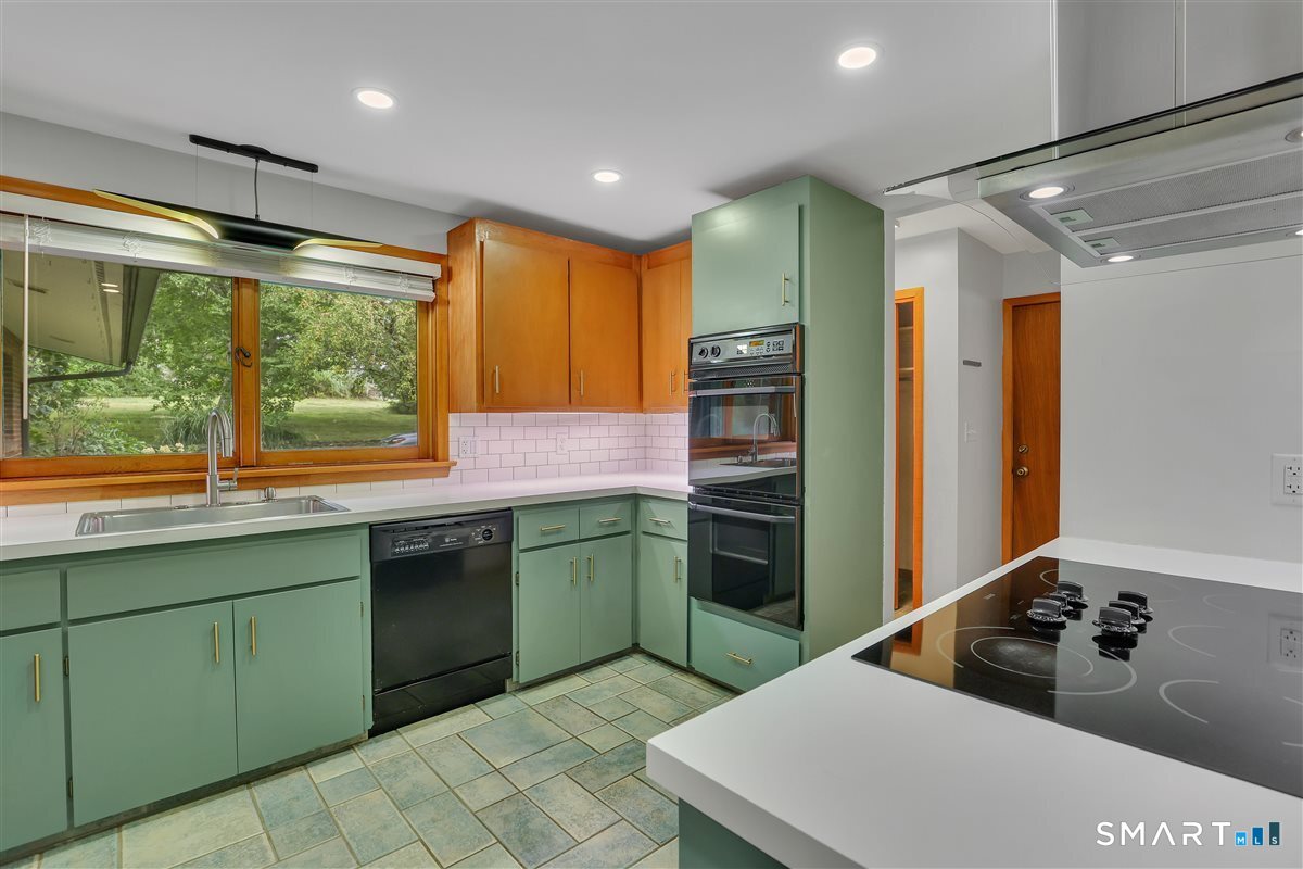 5 Tolland Avenue Vernon CT 06066