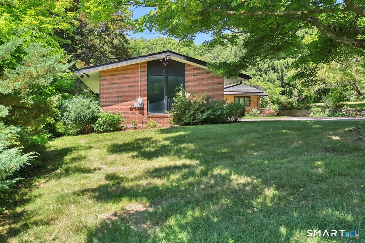 5 Tolland Avenue Vernon CT 06066