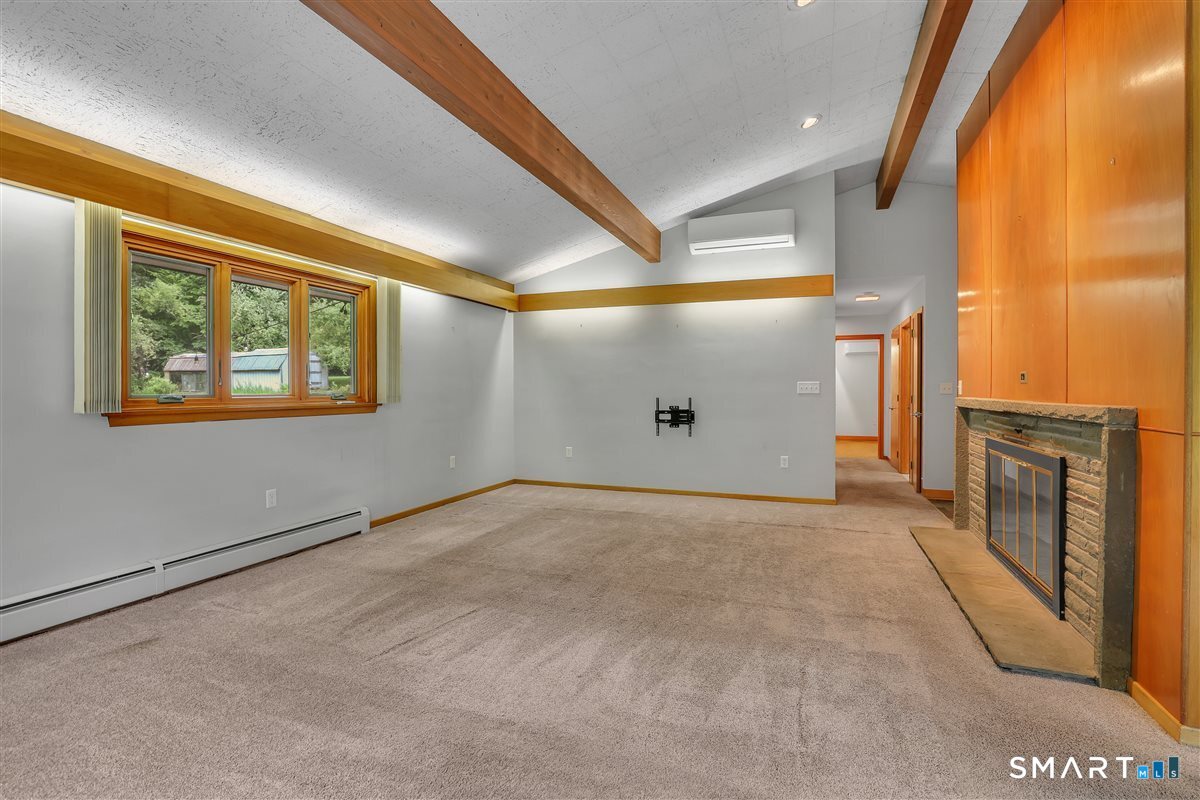 5 Tolland Avenue Vernon CT 06066