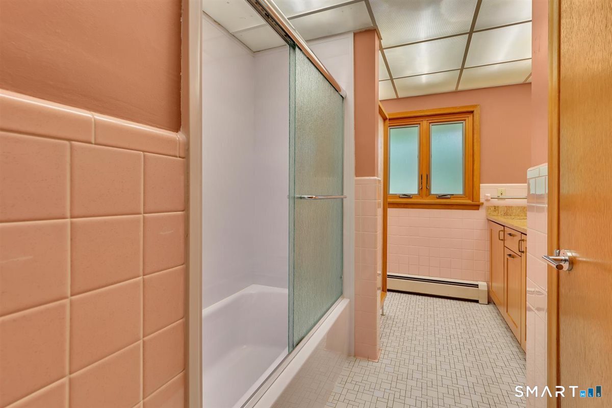 5 Tolland Avenue Vernon CT 06066