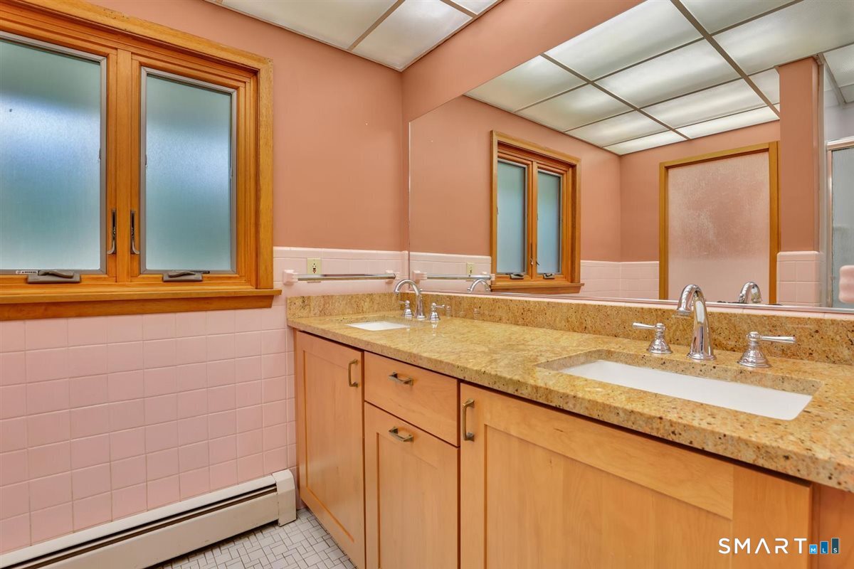 5 Tolland Avenue Vernon CT 06066