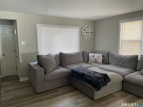 2 Edgehill Terrace Seymour CT 06484