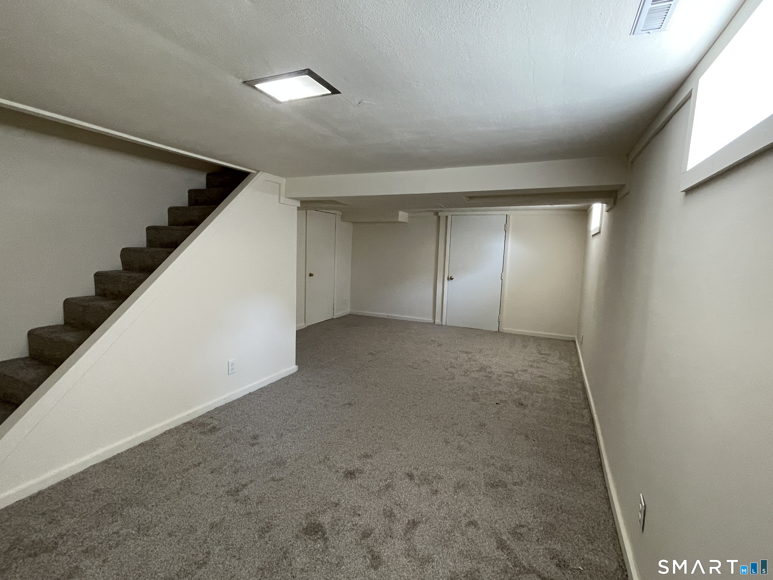 2 Edgehill Terrace Seymour CT 06484