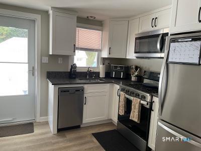 2 Edgehill Terrace Seymour CT 06484