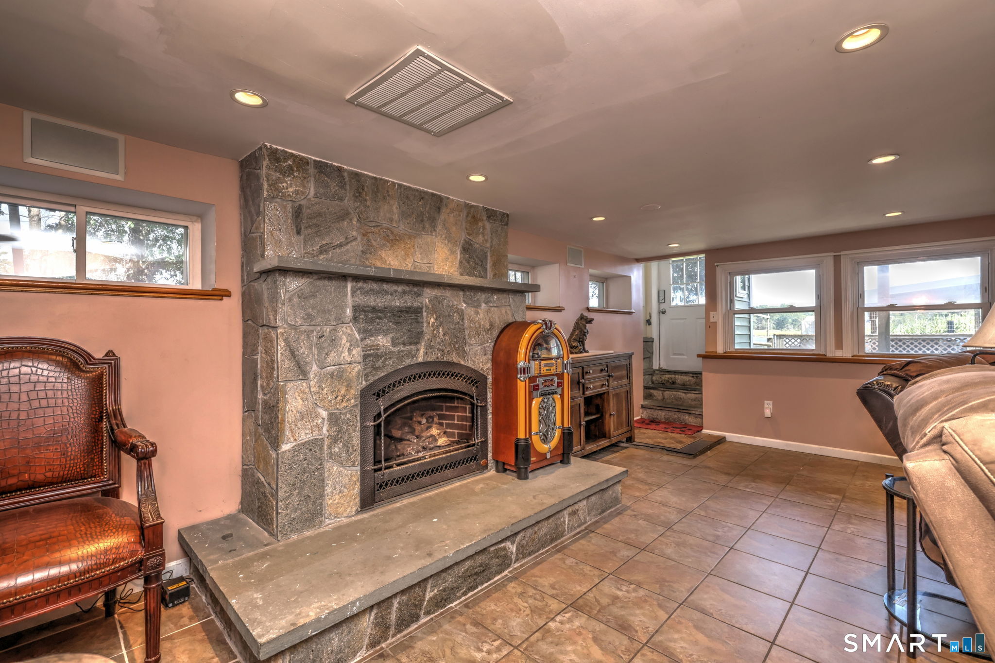 404 Buckingham Avenue Milford CT 06460