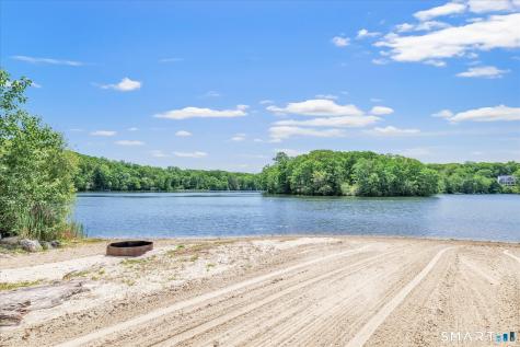93 Carol Street Danbury CT 06810