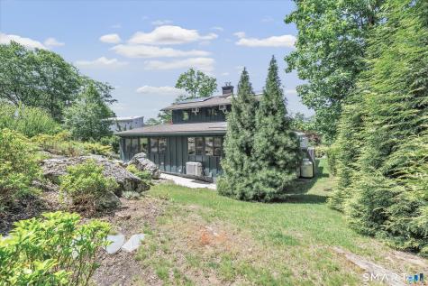 93 Carol Street Danbury CT 06810