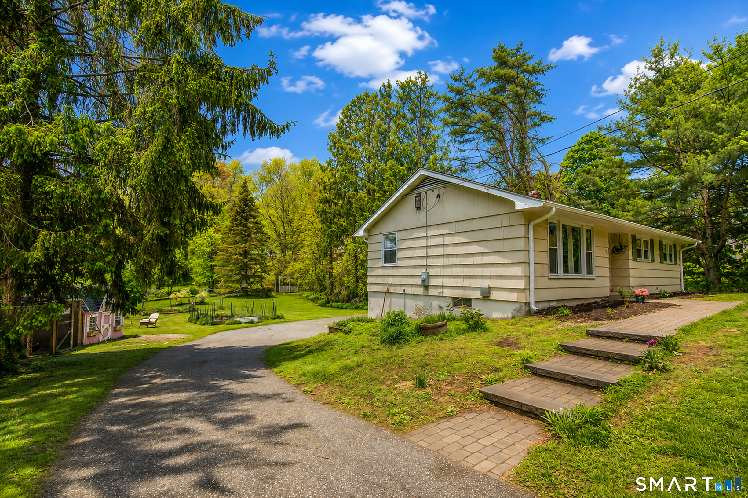 53 Shenipsit Street Ellington CT 06029