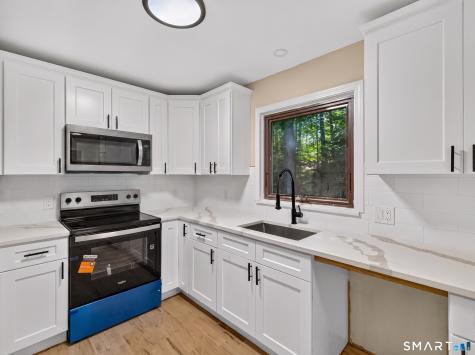 25 Asher Avenue Stonington CT 06379