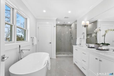 68 Figlar Avenue Fairfield CT 06824