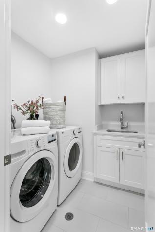 68 Figlar Avenue Fairfield CT 06824