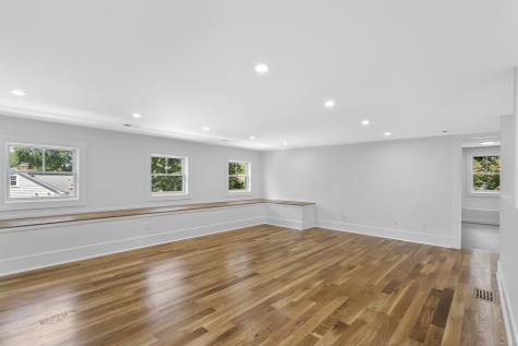 68 Figlar Avenue Fairfield CT 06824