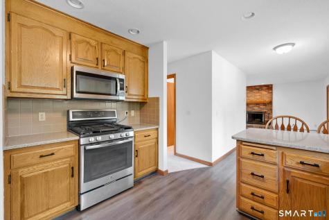 191 Natsisky Farm Road South Windsor CT 06074