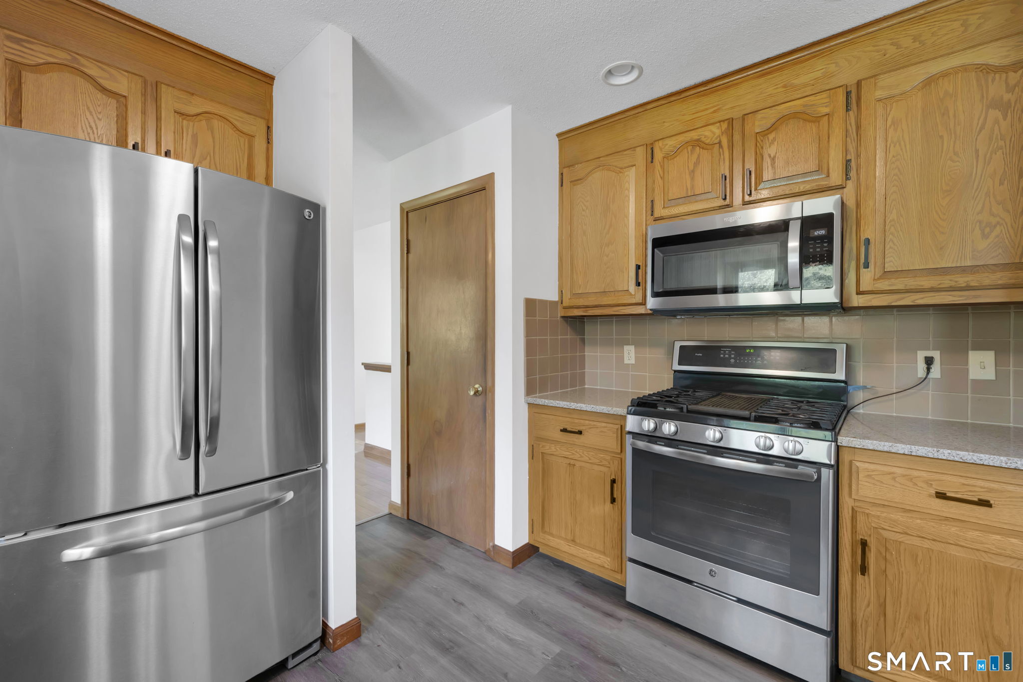 191 Natsisky Farm Road South Windsor CT 06074