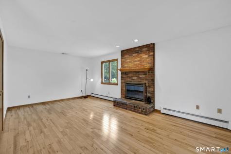 191 Natsisky Farm Road South Windsor CT 06074