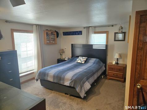 19 Arapaho Drive East Hartford CT 06118