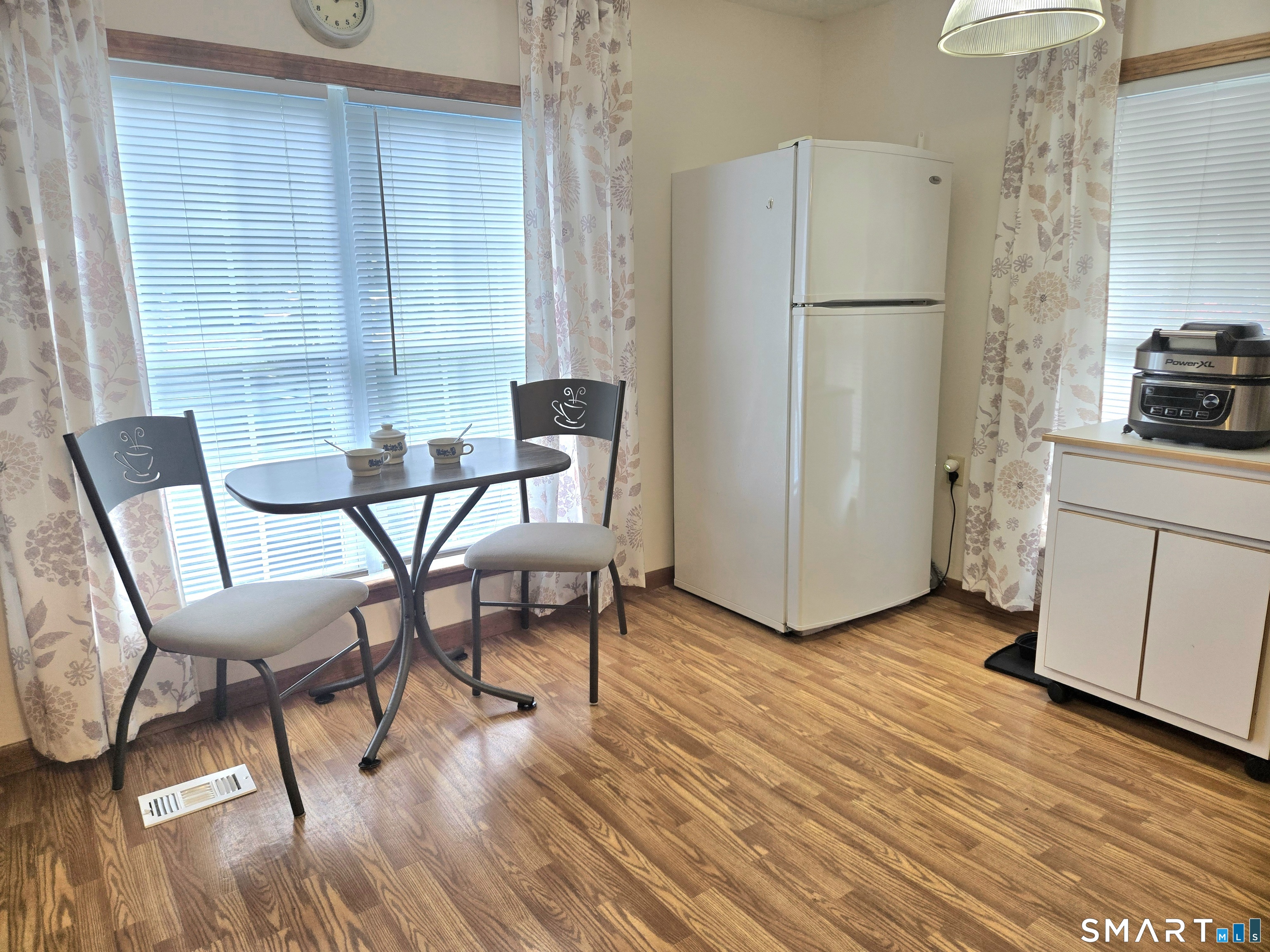 19 Arapaho Drive East Hartford CT 06118
