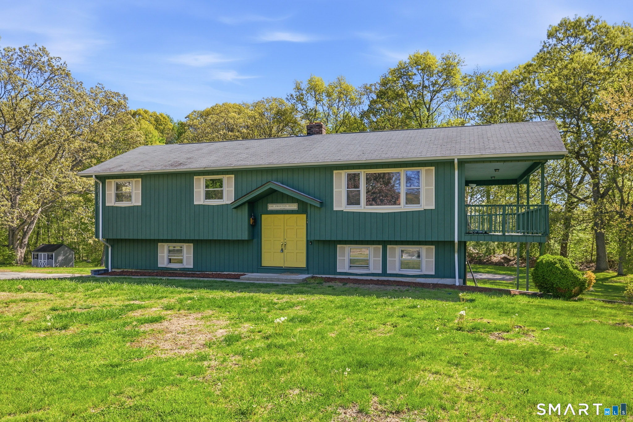 16 Julian Drive Preston CT 06365