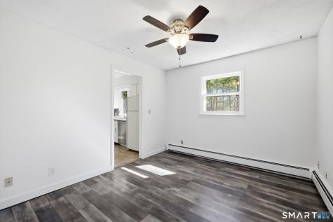 16 Julian Drive Preston CT 06365