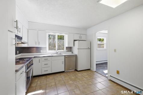 16 Julian Drive Preston CT 06365