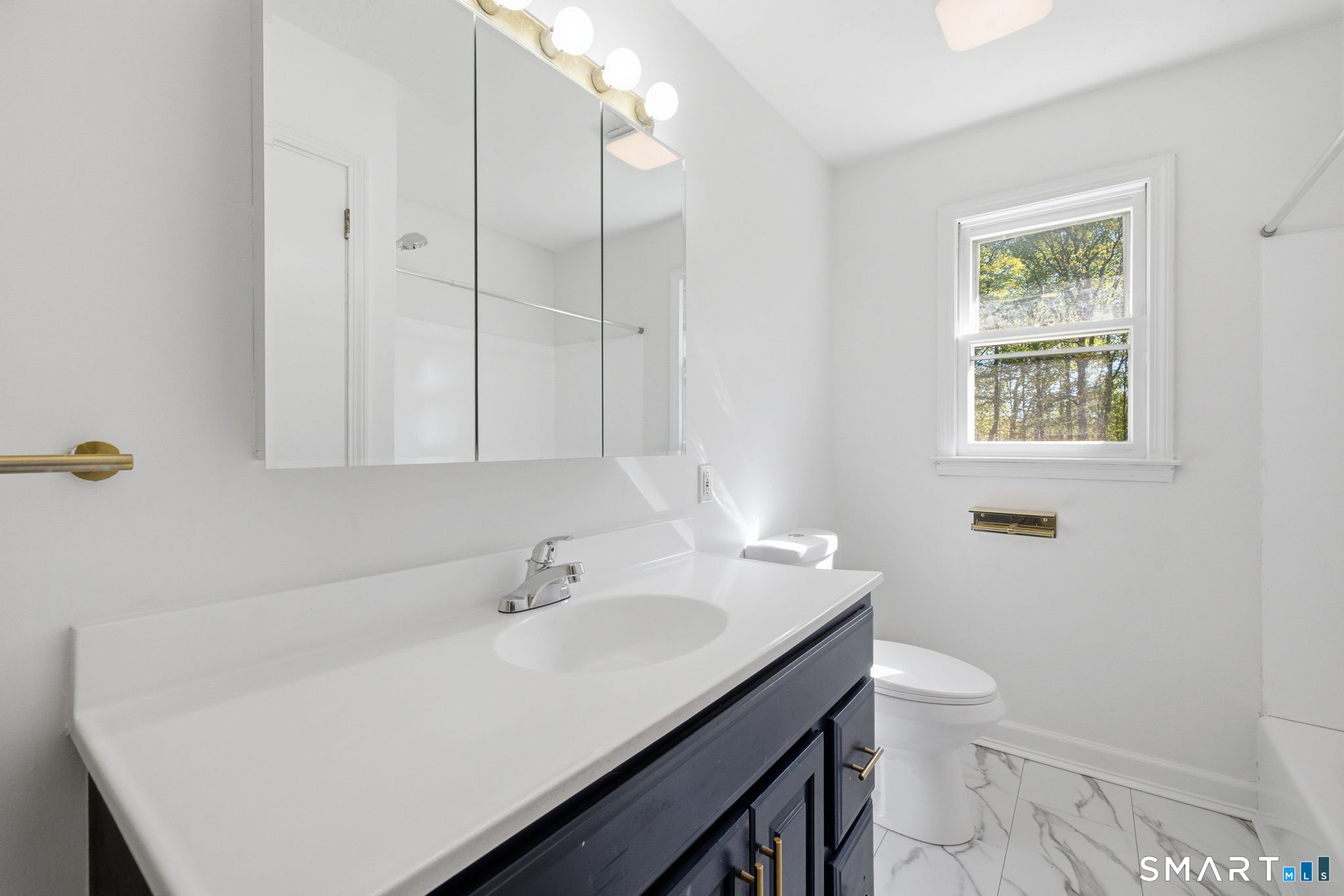 16 Julian Drive Preston CT 06365