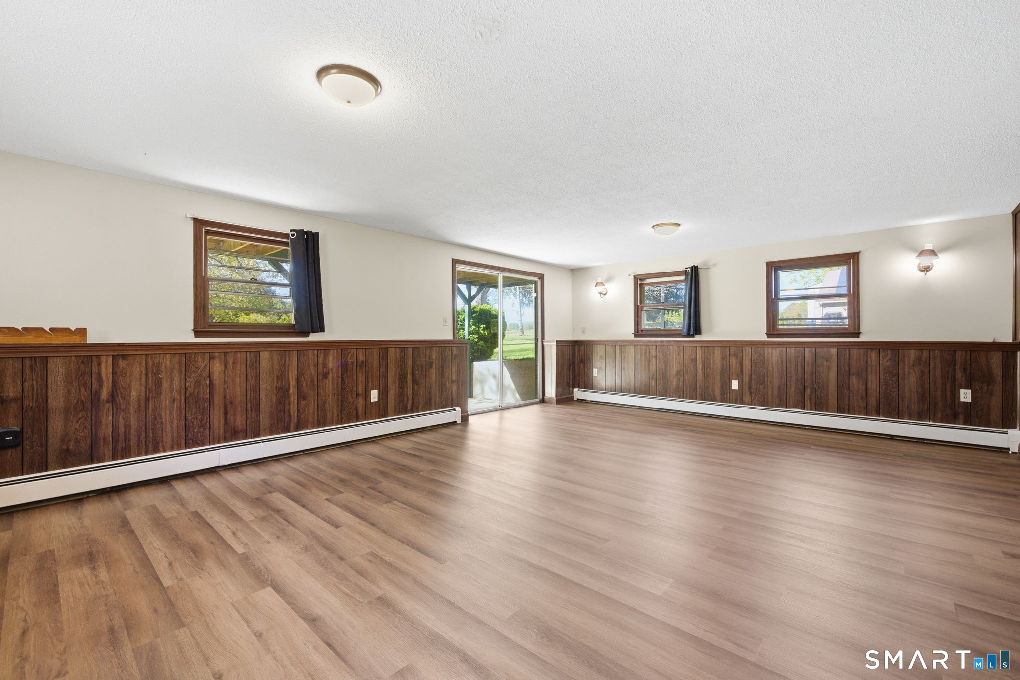 16 Julian Drive Preston CT 06365
