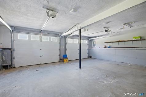 16 Julian Drive Preston CT 06365