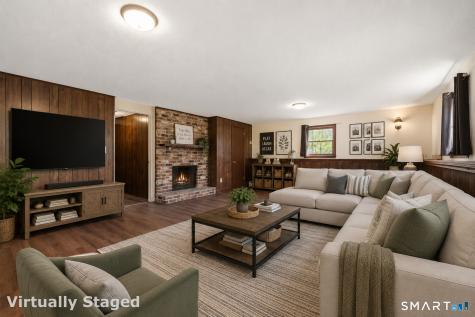 16 Julian Drive Preston CT 06365