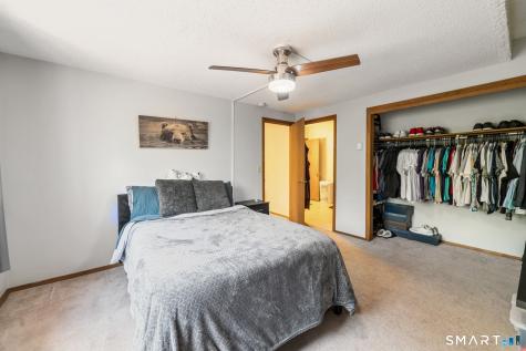 26 Vidich Lane Naugatuck CT 06770