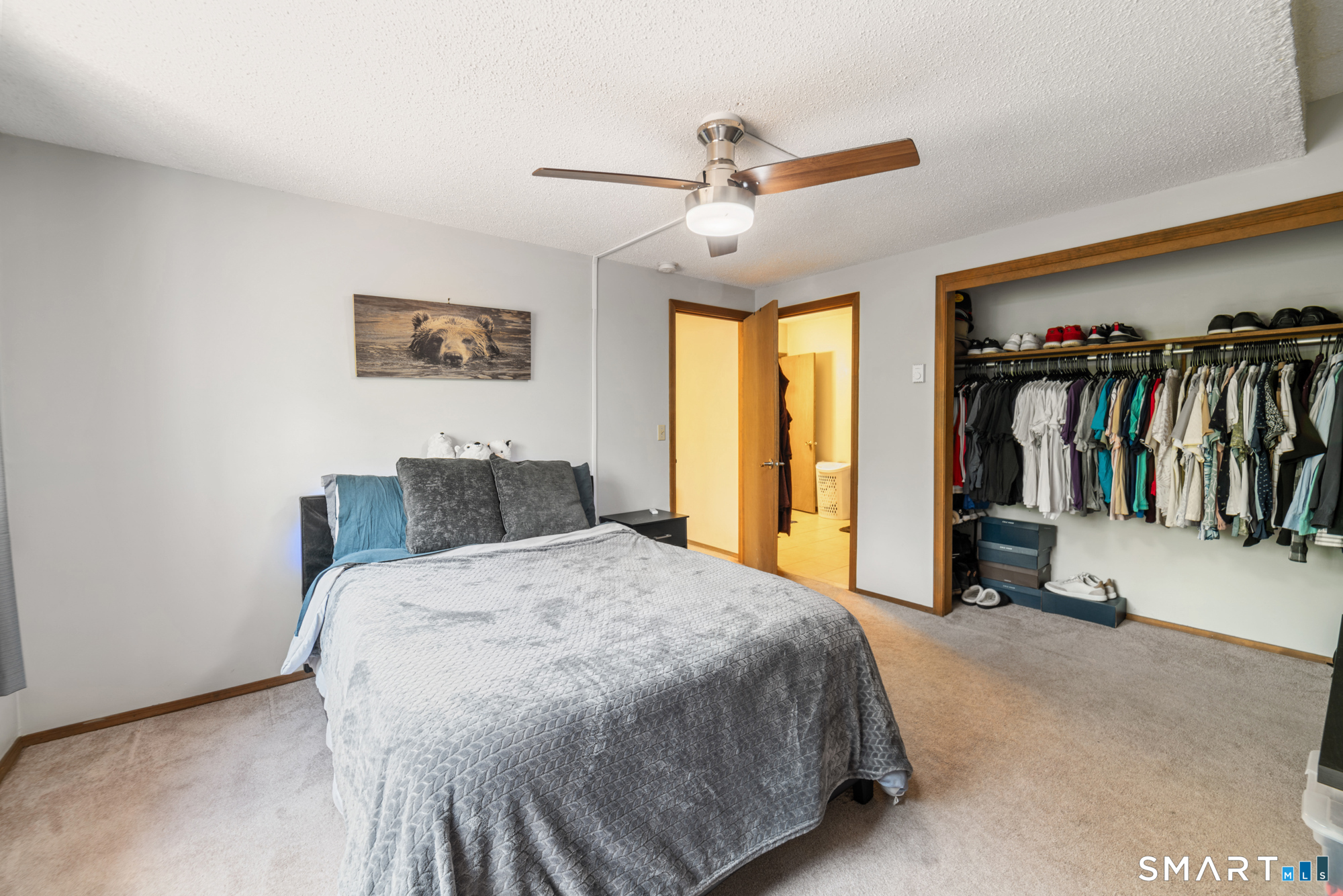 26 Vidich Lane Naugatuck CT 06770