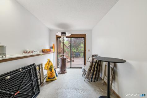 26 Vidich Lane Naugatuck CT 06770